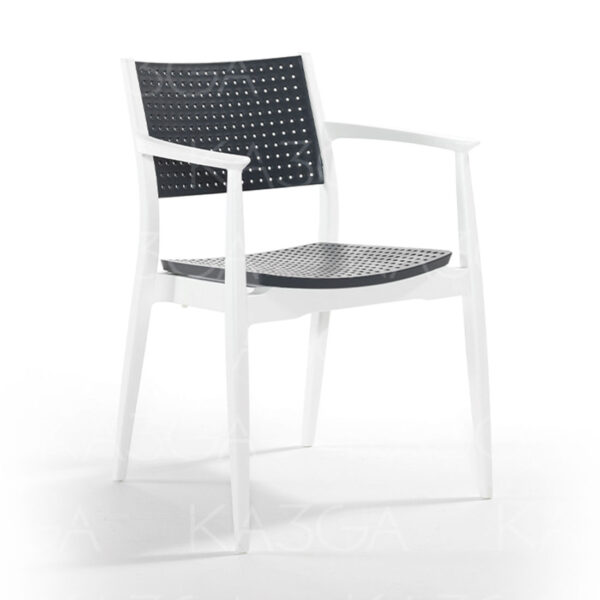 plastična stolica model mila